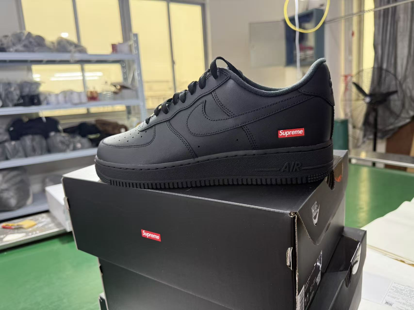 GX Nike Air Force 1 Low Supreme Black CU9225-001